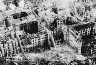 фридрихсхайн и лихтенберг, разрушенные войной. 1945 год